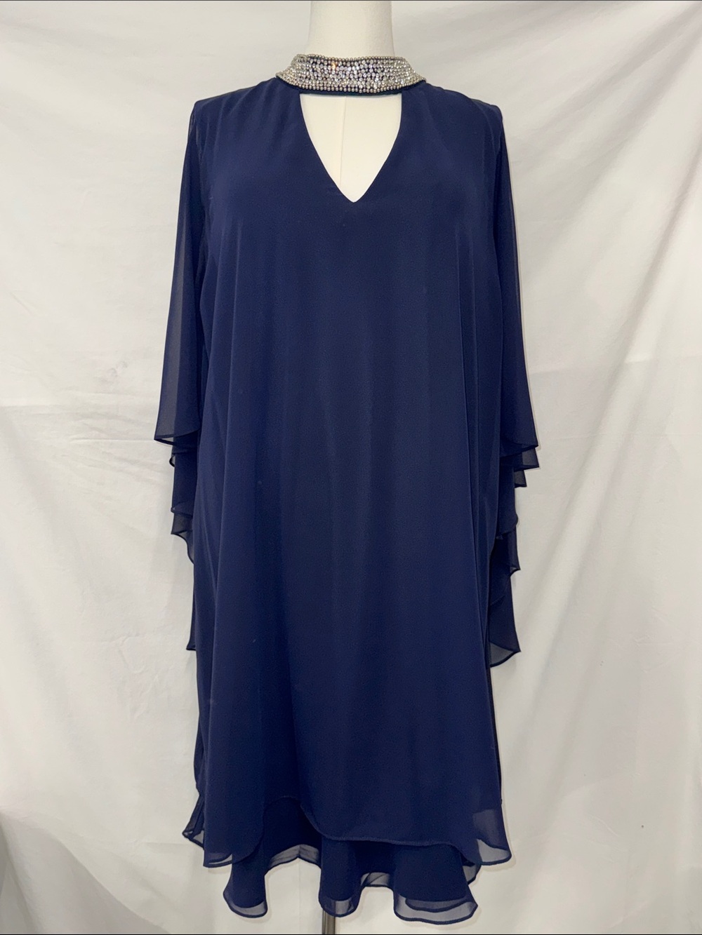 Navy Chiffon Cape Sleeve Dress Rhinestone Collar Cocktail Dress - 14W